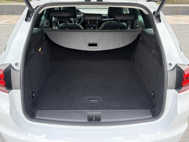 Opel ASTRA Sports Tourer 1.6 Turbo Innovation / Pano / Alcantara leder / Camera / Full Option