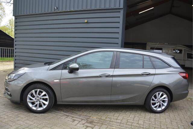 Opel ASTRA Sports Tourer 1.2 Business Executive Led Navigatie Stoel verw Stuur verw