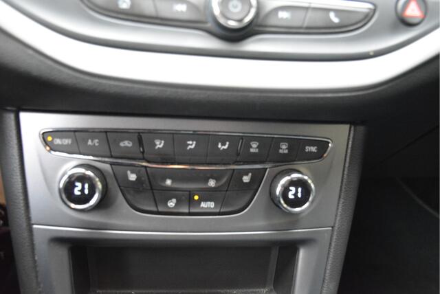 Opel ASTRA Sports Tourer 1.2 Business Executive Led Navigatie Stoel verw Stuur verw