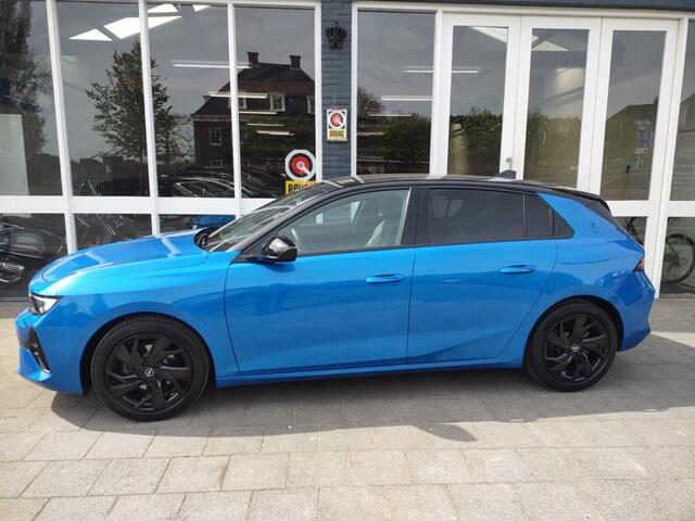 Opel ASTRA 1.2 GS LINE