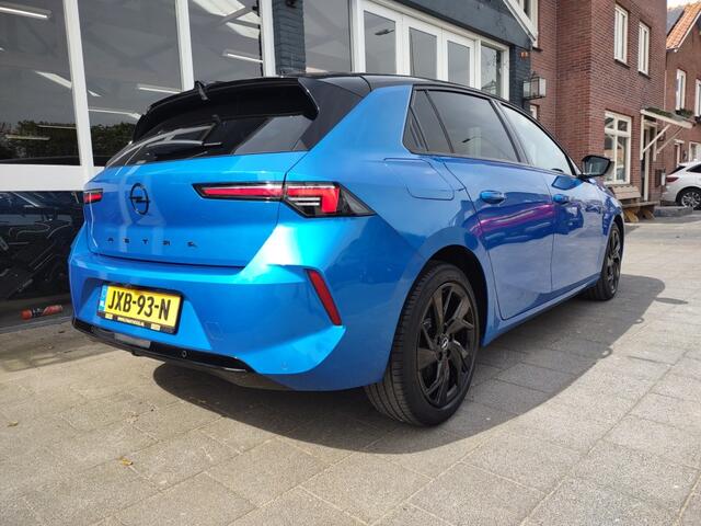 Opel ASTRA 1.2 GS LINE