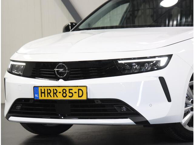 Opel ASTRA Sports Tourer 1.2 110PK Business Edition | 1ste eigenaar | Navigatie | Climate Control | Adaptieve Cruise Control | Achteruitrijcamera | Parkeersensoren | Stoel/Stuurverwarmd | Keyless | AppleCarplay/AndroidAuto | Isofix | Privacy Glass |