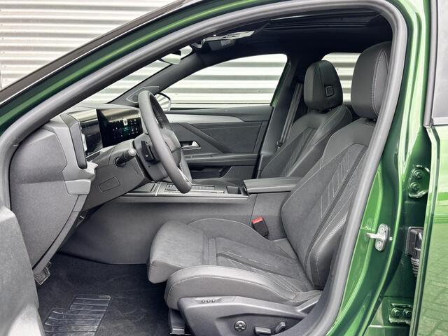 Opel ASTRA Sports Tourer Ultimate 1.6 HYbrid PHEV 195pk | SCHUIF/KANTELDAK | AGR STOELEN | HEAD UP DISPLAY | STOELVERW. | NAVI | APPLE CARPLAY / ANDROID AUTO | 18'' LM-VELGEN |