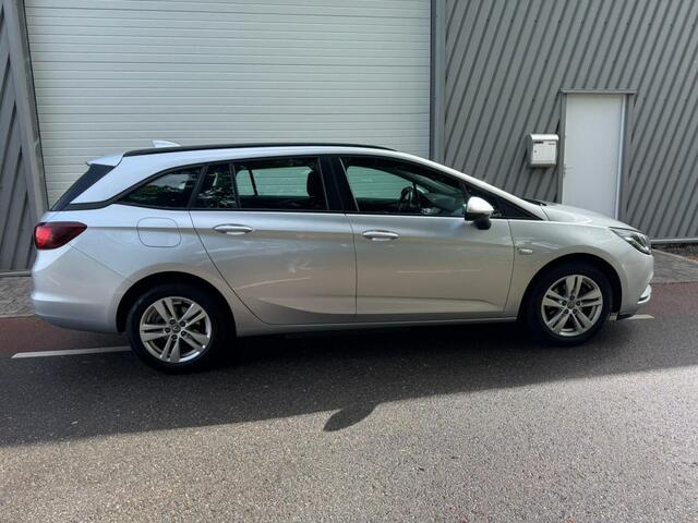 Opel ASTRA Sports Tourer 1.0 Online Ed.