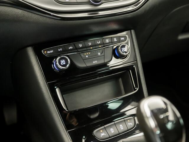 Opel ASTRA Sports Tourer 1.2 Sport (APPLE CARPLAY, CAMERA, CLIMATE, ZWART HEMEL, ADAPTIVE CRUISE, SPORTSTOELEN, GETINT GLAS, TREKHAAK, NIEUWSTAAT)