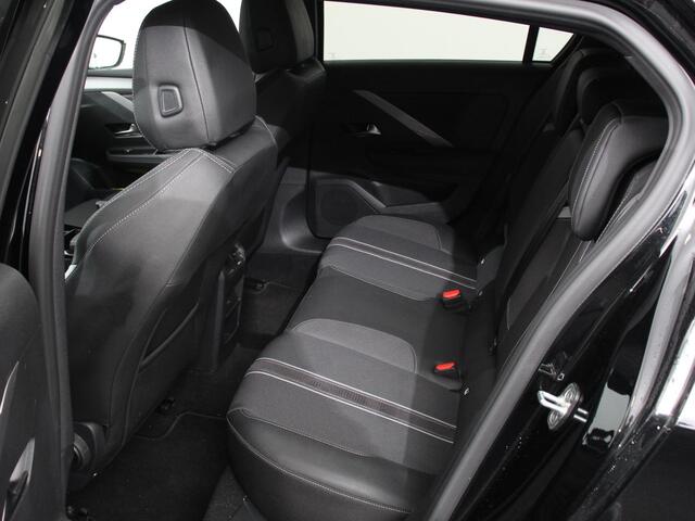 Opel ASTRA 1.2 Turbo GS Navigatie Apple Carplay/Android Auto Camera Parkeersensoren Adaptive Cruise Control Full LED Stoel-en stuurverwarming Virtual Cockpit Climate Control Lichtmetalen velgen