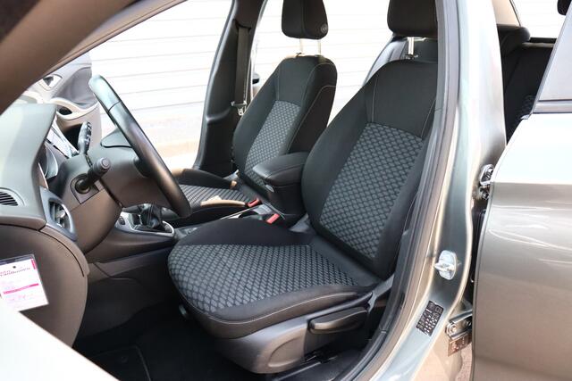 Opel ASTRA Sports Tourer 1.0 Online Edition O.a: PDC v+a, Airco, Cruise, Navi, Carplay, DAB, Etc. All-in prijs!