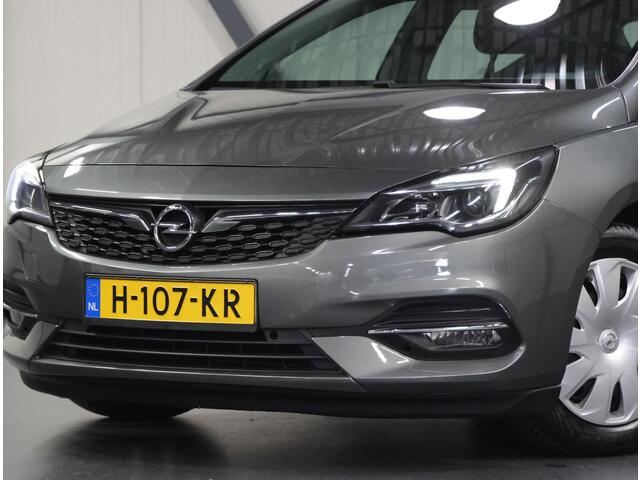 Opel ASTRA 1.2 110PK Business Edition | 1ste eigenaar | AppleCarplay/AndroidAuto | Airco | Parkeersensoren | Cruise Control | Bluetooth | Navigatie | Armsteun | Isofix | Privacy Glass |