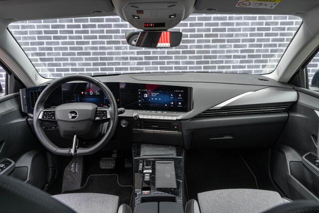 Opel ASTRA 1.6 Hybrid Business Elegance | Plug-in Hybrid (PHEV) | 180 Graden Camera | Parkeersensoren | Navigatie | Apple Carplay | Android Auto | Keyless Entry | AGR Stoelen | Cruise Control Adaptief |