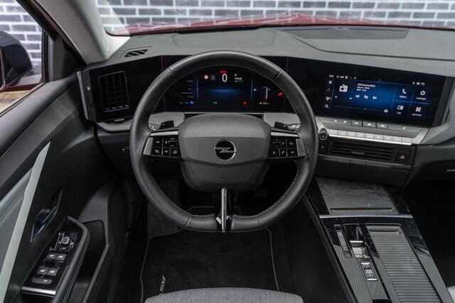Opel ASTRA 1.6 Hybrid Business Elegance | Plug-in Hybrid (PHEV) | 180 Graden Camera | Parkeersensoren | Navigatie | Apple Carplay | Android Auto | Keyless Entry | AGR Stoelen | Cruise Control Adaptief |