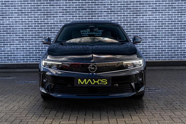 Opel ASTRA 1.6 Turbo Plug In Hybrid Ultimate | Plug-in Hybrid (PHEV) | Trekhaak | Schuifdak | Keyless Entry | 360 Graden Camera | Parkeersensoren | AGR Stoelen | Lichtmetalen Velgen 18 inch | Alcantara Bekleding | Head-up Display