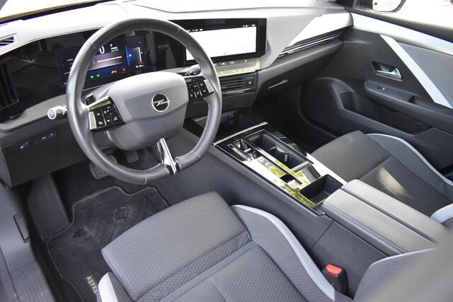 Opel ASTRA Sports Tourer 1.6 Hybrid Business Edition