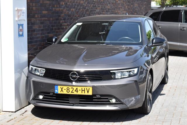 Opel ASTRA Sports Tourer 1.6 Hybrid Business Edition