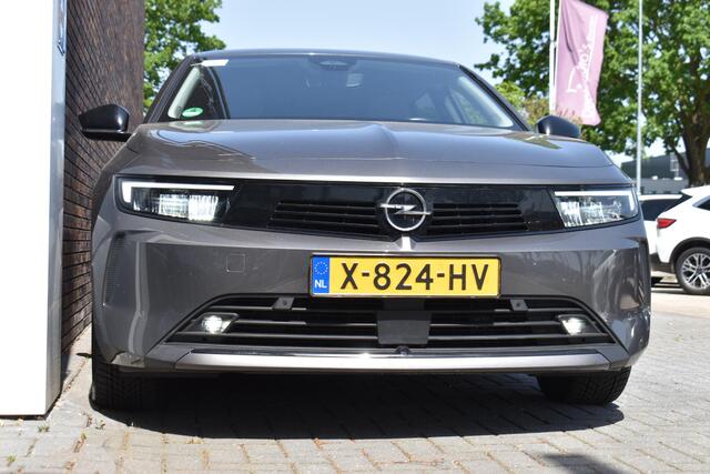 Opel ASTRA Sports Tourer 1.6 Hybrid Business Edition