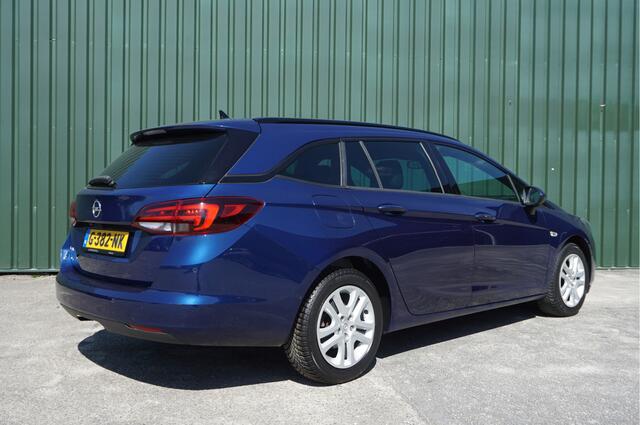 Opel ASTRA Sports Tourer 1.2 Turbo 110pk Launch + Trekhaak/ Carplay/ Full options/ Garantie!