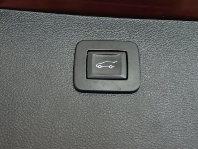 Opel ASTRA Sports Tourer 1.4 Innovation ORIGINEEL NEDERLANDSE AUTO - AFKOMSTIG VAN 2E EIGENAAR - VASTE TREKHAAK - TREKGEWICHT 1420 KG - SCHUIFDAK - NAVIGATIE - DODEHOEK DETECTIE - KEYLESS ENTRY/ START - PARKEERSENSOREN VOOR/ ACHTER - BEIDE STOELEN IN HOOGTE VERSTELB
