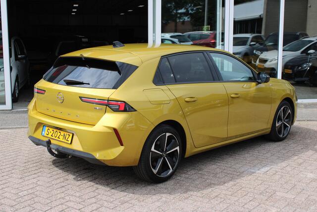 Opel ASTRA 1.6 Hybrid Business Edition