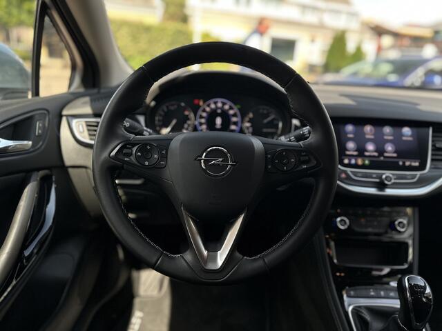 Opel ASTRA 1.2 Elegance 131PK LED Matrix/AGR/Alcantara/Apple Carplay