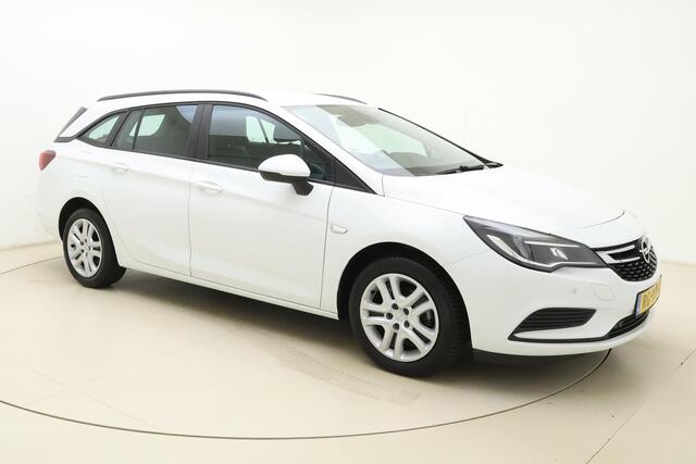 Opel ASTRA Sports Tourer 1.0 Online Edition | Navigatie | Trekhaak | Comfortstoelen | Parkeersensoren voor en achter | Lichtmetalen velgen | Cruise control