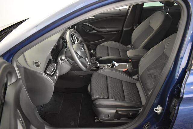 Opel ASTRA 1.2T 131PK LAUNCH EDITION