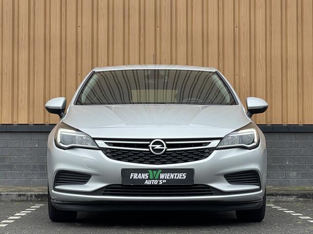 Opel ASTRA 1.6 CDTI Business | Airconditioning | Cruise Control | Radio | Multifunctioneel Stuurwiel | Isofix | Stop&Go |