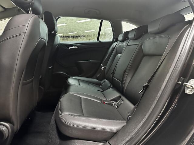Opel ASTRA Sports Tourer 1.4 Innovation/ AUTOMAAT/ LED Dagrijverl./ Elek.Klep/ Apple+Android/ Stuur+Stoelverw./ Clima/ Navi/ Cruise/ Bluetooth/ Multi.LEDER.Stuur/ Elek.Pakket/ Isofix/ PDC.