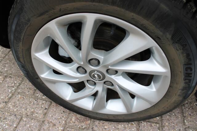 Opel ASTRA Sports Tourer 1.4 Turbo Business Executive