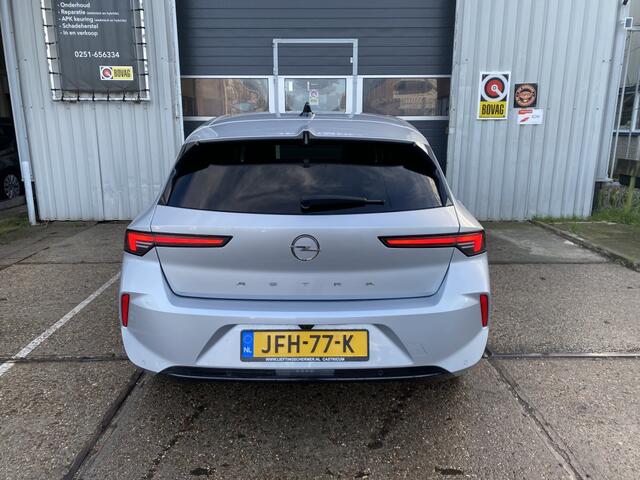 Opel ASTRA 1.2 Bns Elegance