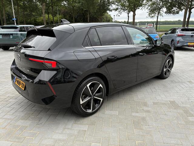 Opel ASTRA 1.2 Turbo 130Pk Business Elegance 5-Deurs | Climate control | Navigatie | Stoel & Stuurverwarming | AGR | Cruise control | Camera | Parkpilot | AGR | LM-Velgen