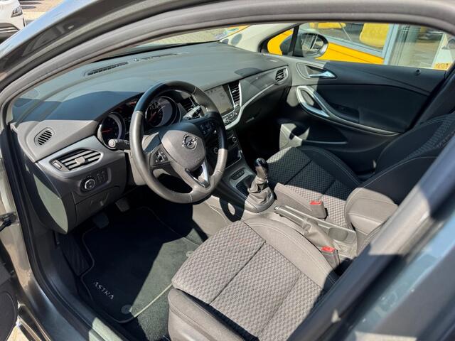 Opel ASTRA 1.4 Online Edition - trekhaak - sensoren - climate control - navi - apple/android
