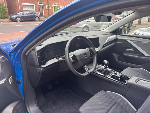 Opel ASTRA 1.2 EDITION
