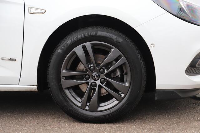 Opel ASTRA Sports Tourer 1.2 Design & Tech 110PK Navigatie Achteruitrijcamera Clima Cruise 16 inch LMV Rijstrooksensor
