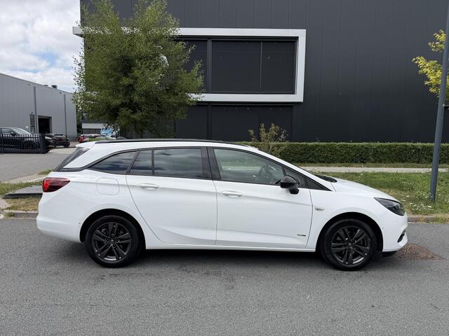 Opel ASTRA Sports Tourer 1.2 Design & Tech Camera, Trekhaak, Carplay