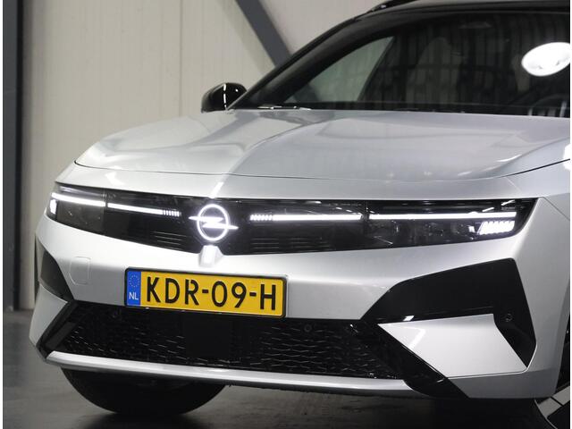 Opel ASTRA Electric 58 kWh 156PK Ultimate | 1ste eigenaar | AppleCarPlay/AndroidAuto | Schuifkanteldak | Head-Up Display | Navigatie | Adaptive Cruise Control | Keyless | AGR Stoelen | Stoel/Stuur/Voorruitverwarming | FULL LED | Camera | Isofix | Privacy Glass |