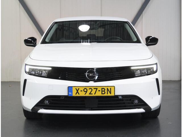 Opel ASTRA ST 180PK Hybrid | 1ste eigenaar | Trekhaak | Camera | Stuur/stoelverwarming | Adaptive Cruise Control | AppleCarPlay/Android | AUTOMAAT | Isofix | Privacy Glass | Parkeersensoren |