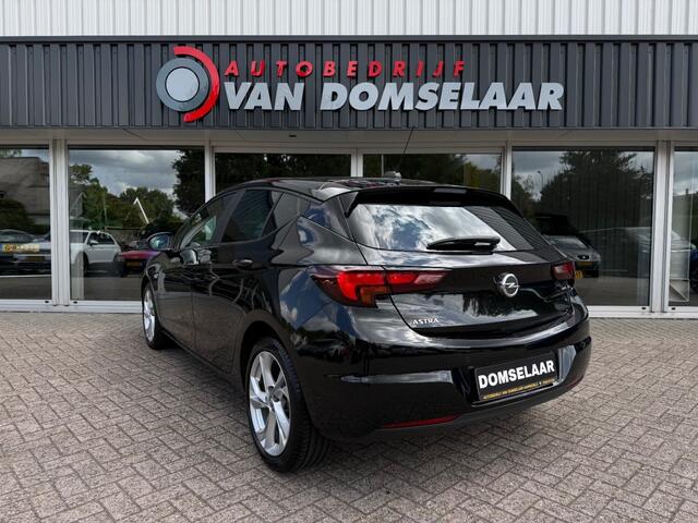 Opel ASTRA 1.2 Business Edition - NL Auto Cruise Airco Navi Bluetooth