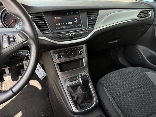 Opel ASTRA 1.2 Business Edition - NL Auto Cruise Airco Navi Bluetooth