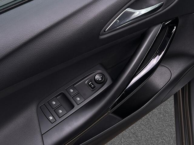 Opel ASTRA 1.2 Launch Elegance | Achteruitrijcamera |
