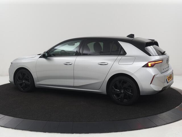 Opel ASTRA 1.6 Hybrid GS Line | SOH 97.7% | Adaptive cruise | Stuur/stoel verwarming | 360 camera | Climate control | Carplay | Sfeerverlichting | Full Led |