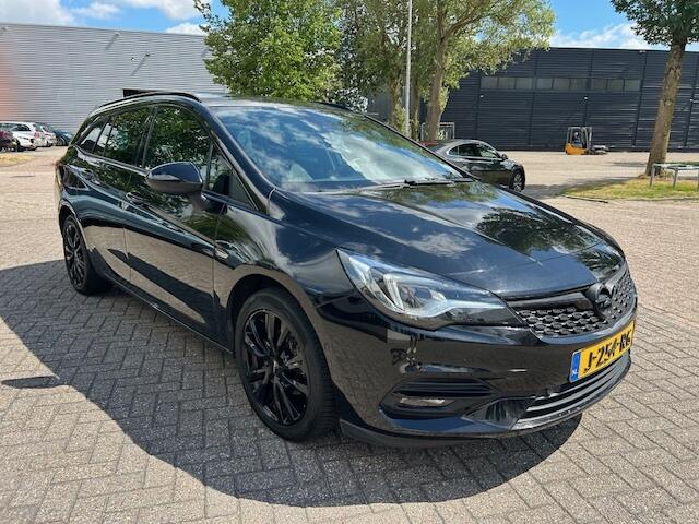 Opel ASTRA Sports Tourer 1.2 Elegance