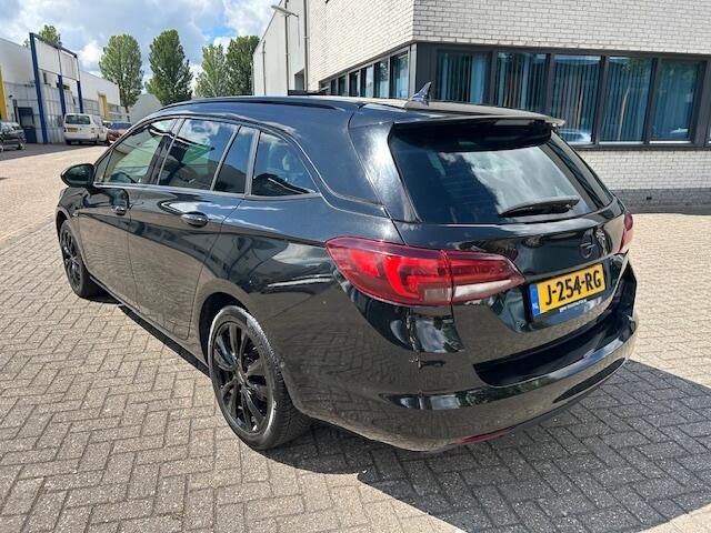 Opel ASTRA Sports Tourer 1.2 Elegance