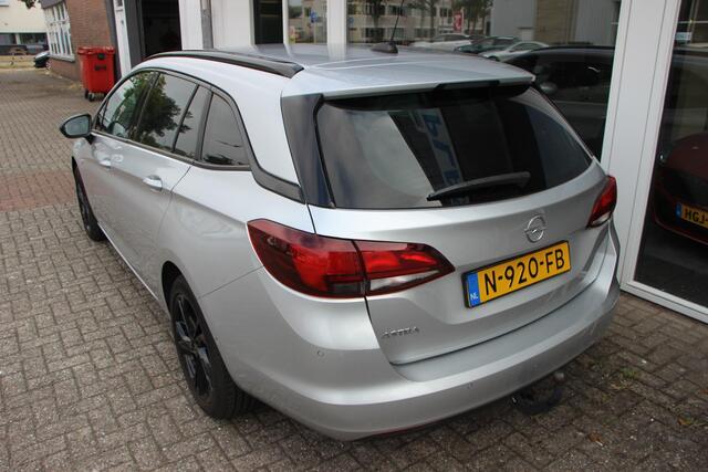 Opel ASTRA Sports Tourer 1.2 Design & Tech