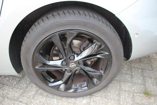 Opel ASTRA Sports Tourer 1.2 Design & Tech