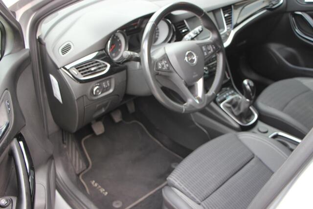 Opel ASTRA Sports Tourer 1.2 Design & Tech