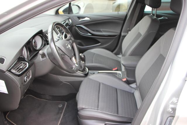 Opel ASTRA Sports Tourer 1.2 Design & Tech