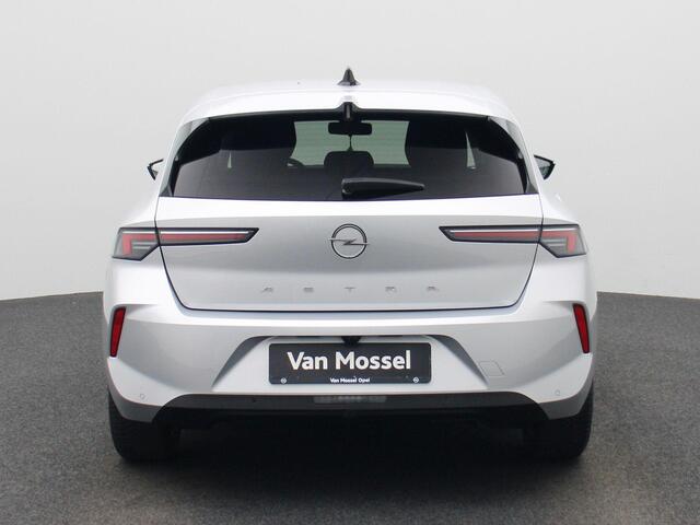 Opel ASTRA 1.2T Business Edition | 130 pk | Automaat | Camera | Navigatie | Stoelverwarming |