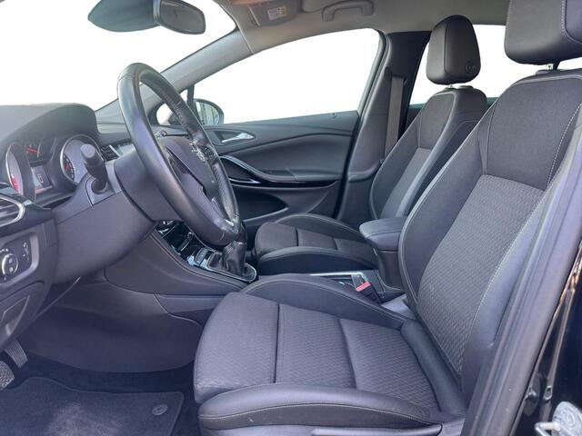 Opel ASTRA Innovation+ 1.0 Turbo 105pk | AGR-STOELEN | MATRIX LED | CAMERA | NAVI | APPLE CARPLAY & ANDROID AUTO | CLIMA | ISOFIX | KEYLESS |