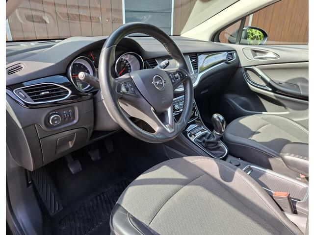 Opel ASTRA 1.0 Innovation | Bluetooth | NAP | Half lederen bekleding | All seasonbanden