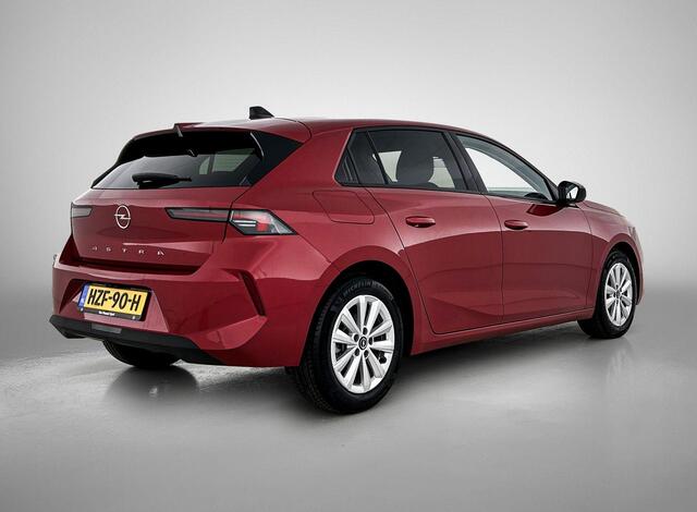 Opel ASTRA 1.2 Turbo Edition | Climate control | Navigatie | Stoelverwarming | Slechts 7300km!