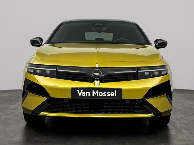 Opel ASTRA 1.6 Turbo Plug In Hybrid Ultimate NEW ASTRA | DEMONSTRATIEMODEL | Panodak | Suede Bekleding | Camera | Stoel & Stuurverwarming | PDC | LMV | Tot 8 Jaar Speciale Garantie!